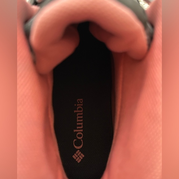 Columbia Womens Culvert Mid Omni-Tech Waterproof Hiking Boots - Picture 8 of 10